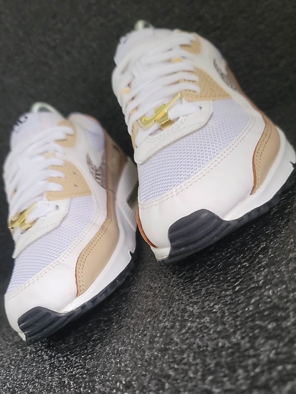 Nike Air Max 90 'United In Victory' "White/Hemp" Wmns 8.5 Ships Today - Picture 8 of 16